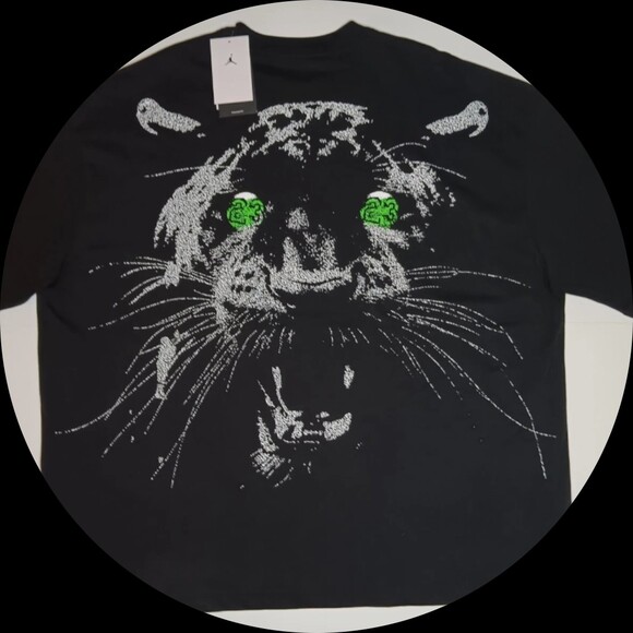 clothingvault26